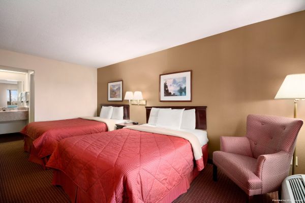 DAYS INN COOKEVILLE TN (Cookeville)